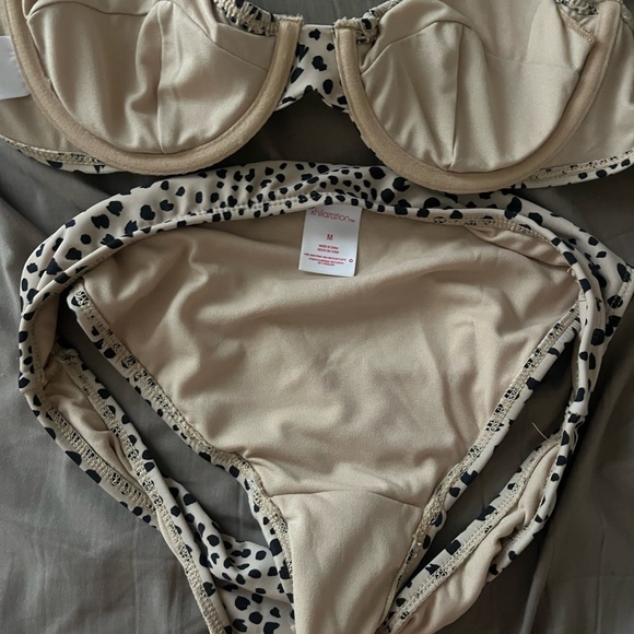 Cheetah Print Smocked Underwire Bikini Set - Picture 2 of 3